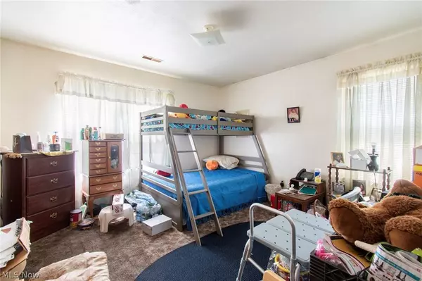 1624 Atkinson AVE, Youngstown, OH 44505