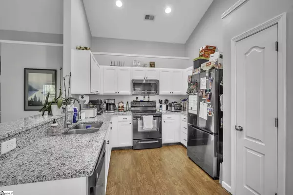 85 Caledonia Drive, Easley, SC 29642