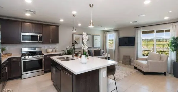 881 Watford Place, Henderson, NV 89011