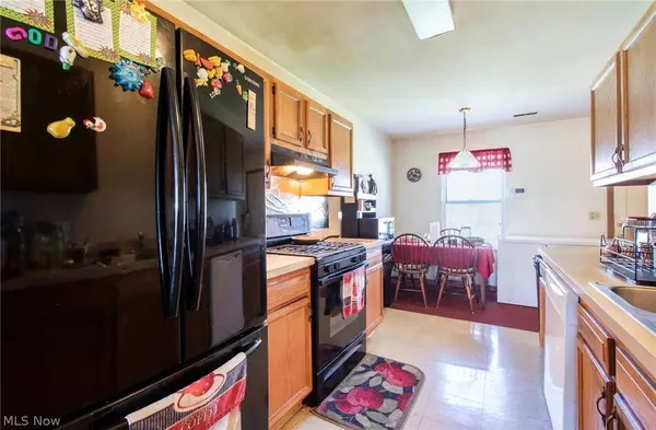 1624 Atkinson AVE, Youngstown, OH 44505