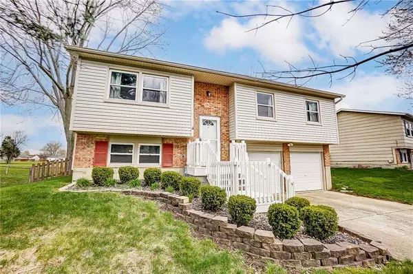 156 Lexington Farm Road, Englewood, OH 45322