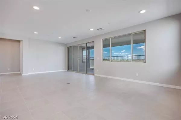 10267 Vonbulin Avenue, Las Vegas, NV 89124