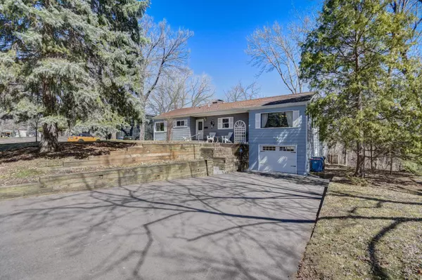 3310 Kyle AVE N, Golden Valley, MN 55422