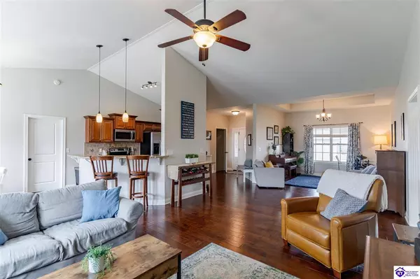 205 Sangria Drive, Vine Grove, KY 40175