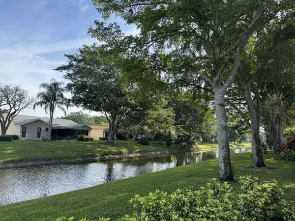 10775 Ladypalm LN B, Boca Raton, FL 33498