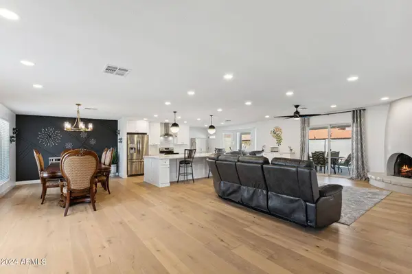 2726 E SIERRA Street, Phoenix, AZ 85028