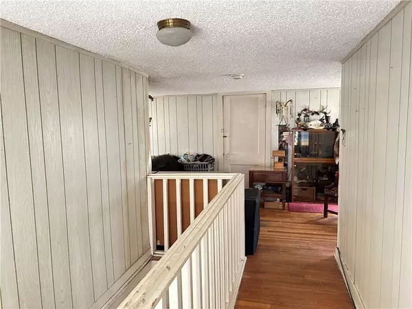 4132 College AVE, Kansas City, MO 64130