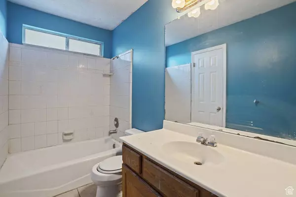 448 W 180 N, Clearfield, UT 84015