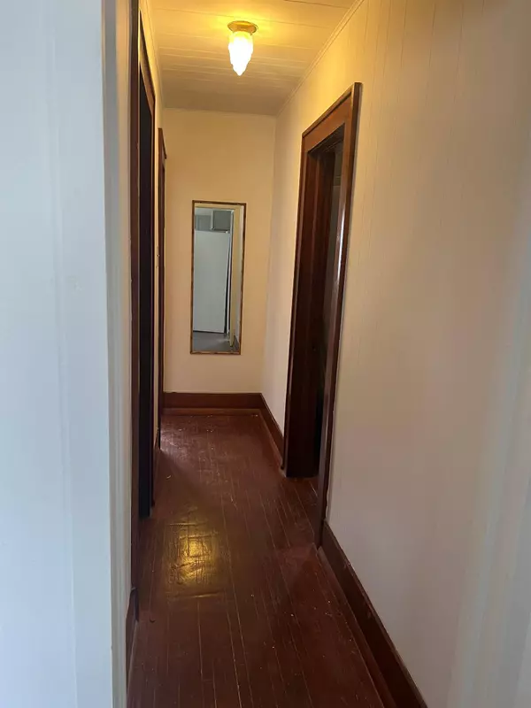 206 Barnes Ave, Alva, OK 73717