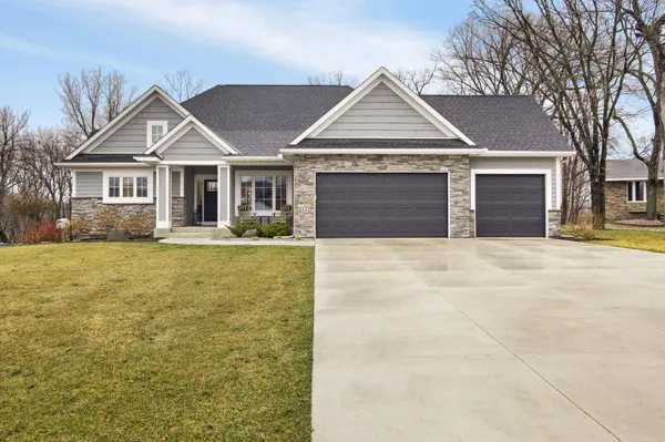 1127 Depue DR, Champlin, MN 55316