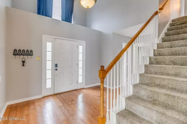 876 Kirkwood Drive, Biloxi, MS 39532