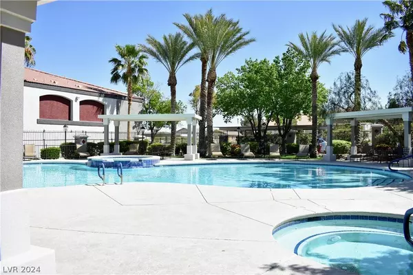 950 Seven Hills Drive #911, Henderson, NV 89052