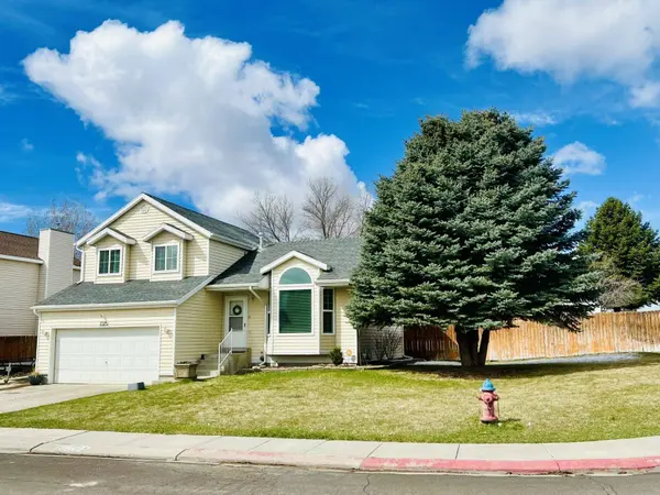 2325 Sierra DR, Elko, NV 89801