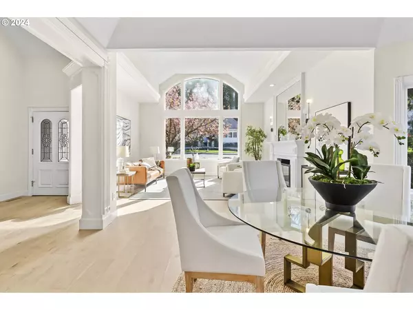 1539 NW LACAMAS DR, Camas, WA 98607