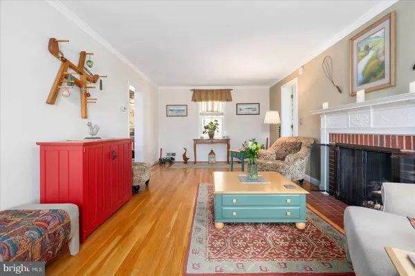 902 LOCUSTVALE RD, Towson, MD 21204