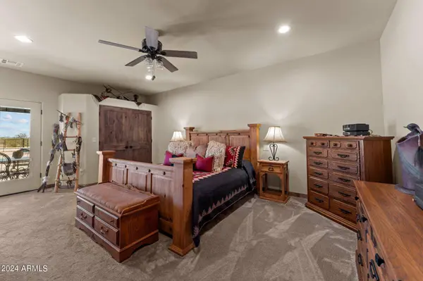 20817 W MADDOCK Road, Morristown, AZ 85342