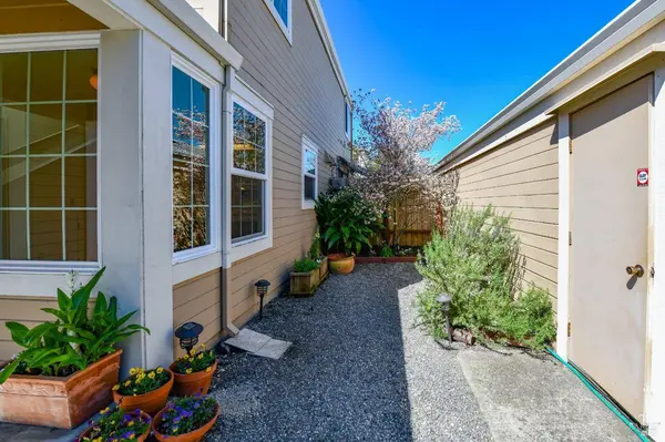 2713 Elks Way, Napa, CA 94558