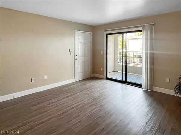 950 Seven Hills Drive #911, Henderson, NV 89052