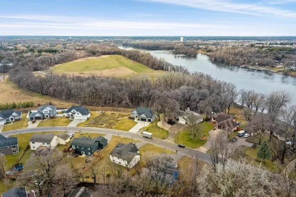 1127 Depue DR, Champlin, MN 55316