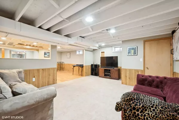 9761 Squire LN, Belvidere, IL 61008