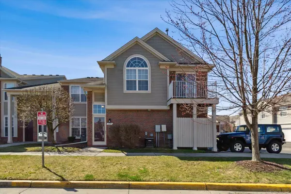 15357 Yale Dr Drive, Clinton Township, MI 48038