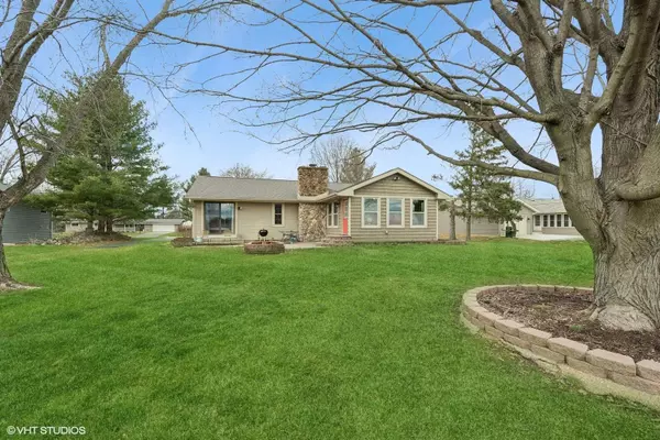 9761 Squire LN, Belvidere, IL 61008