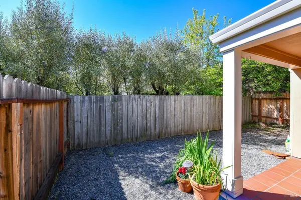 2713 Elks Way, Napa, CA 94558