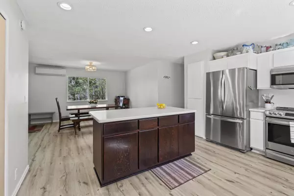 3529 Midway Ave, Grants Pass, OR 97527