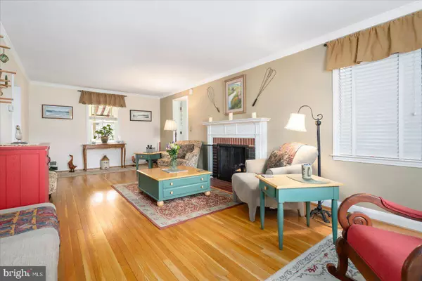 902 LOCUSTVALE RD, Towson, MD 21204