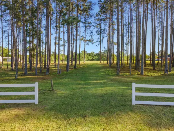 1115 Glory Road, Quincy, FL 32352