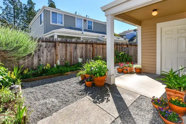 2713 Elks Way, Napa, CA 94558