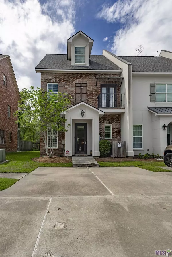 5132 Myrtle Trail Dr, Baton Rouge, LA 70820