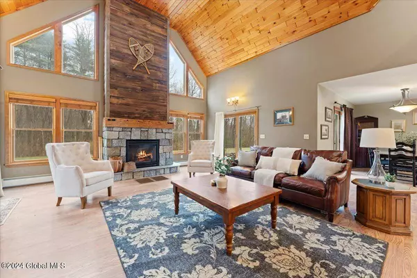 111 Meehan Road, Stillwater, NY 12118