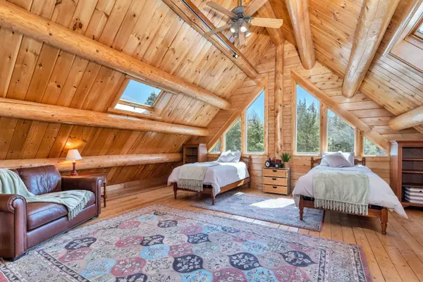 232 Sagamore RD, Gilford, NH 03249