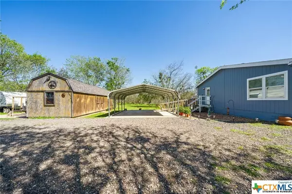 381 Fm 86 #A, Red Rock, TX 78662