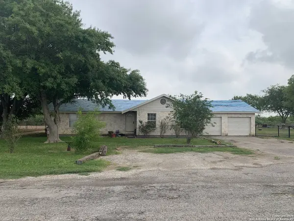 121 County Road 367, Uvalde, TX 78801