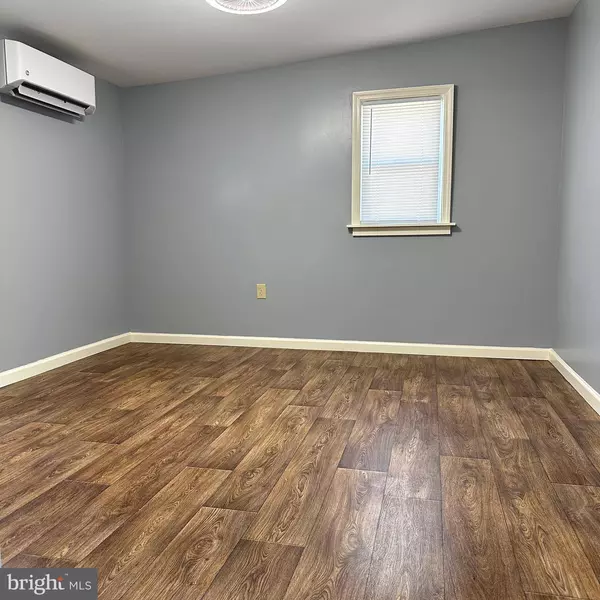 873 MAURICE RIVER PKWY, Vineland, NJ 08360