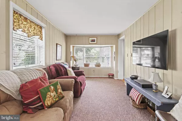 718 HILLTOP RD, Springfield, PA 19064