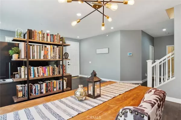 12101 Van Nuys BLVD #5, Sylmar, CA 91342