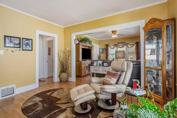 45 E 21st Street, Holland, MI 49423