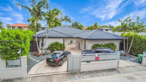 1230 NE 83rd St, Miami, FL 33138