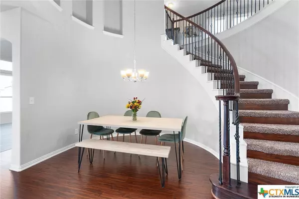 155 Plantain DR, Hutto, TX 78634