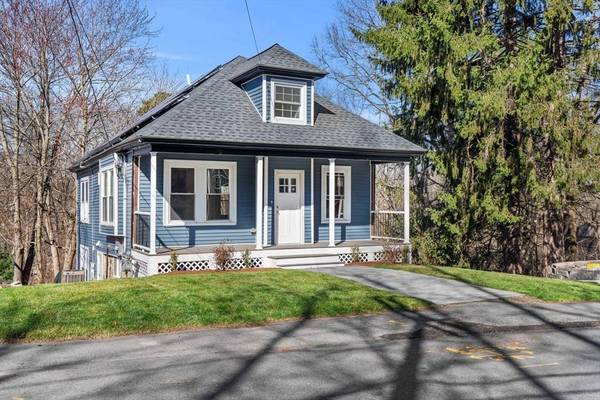 10 Burnham Road, Andover, MA 01810