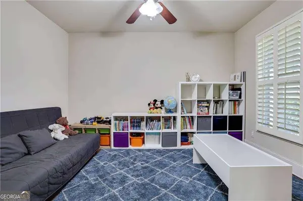 7580 SETTLES WALK LN, Suwanee, GA 30024