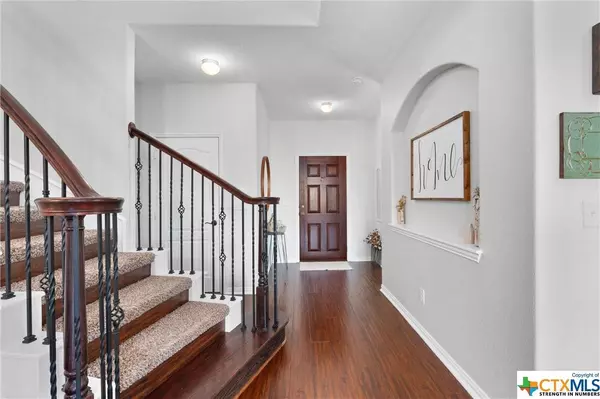 155 Plantain DR, Hutto, TX 78634