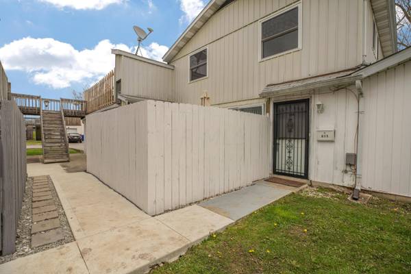 651 Cherry Glen Road C, Columbus, OH 43228