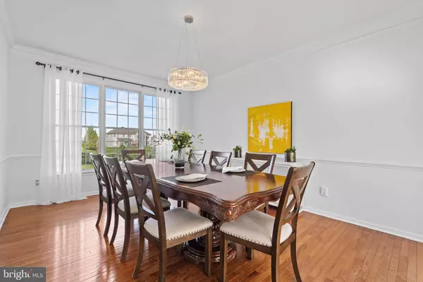 43576 WARDEN DR, Sterling, VA 20166