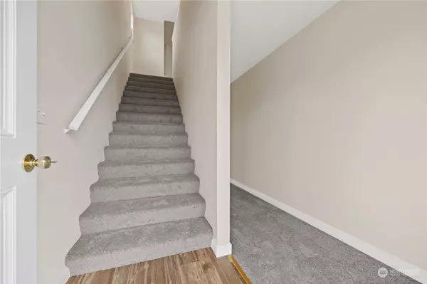 3415 Rosewood ST, Mount Vernon, WA 98273