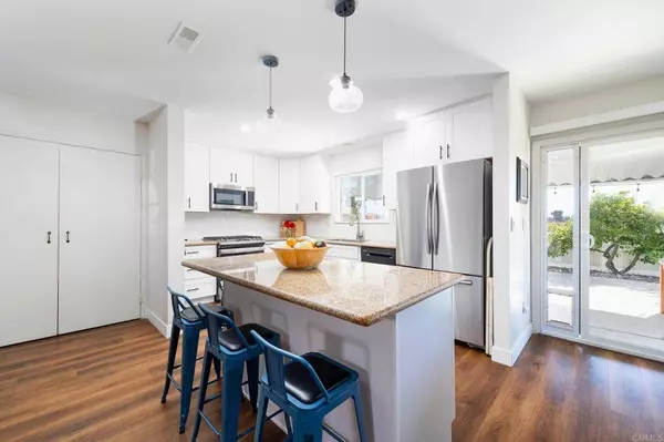 6221 Lake Badin AVE, San Diego, CA 92119