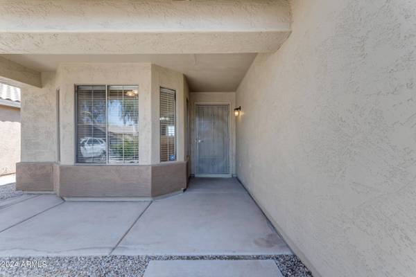 30295 N CORAL BEAN Drive, San Tan Valley, AZ 85143